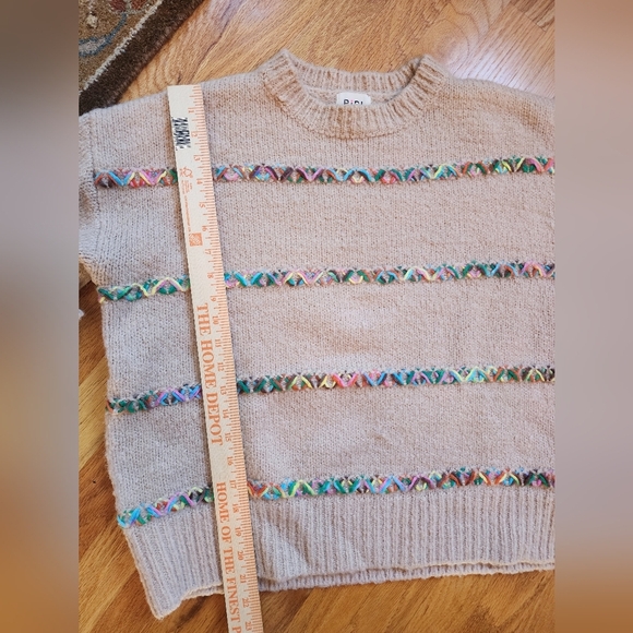Bibi embroidered rainbow stitch sweater size xl cozy and soft fall - Picture 9 of 10